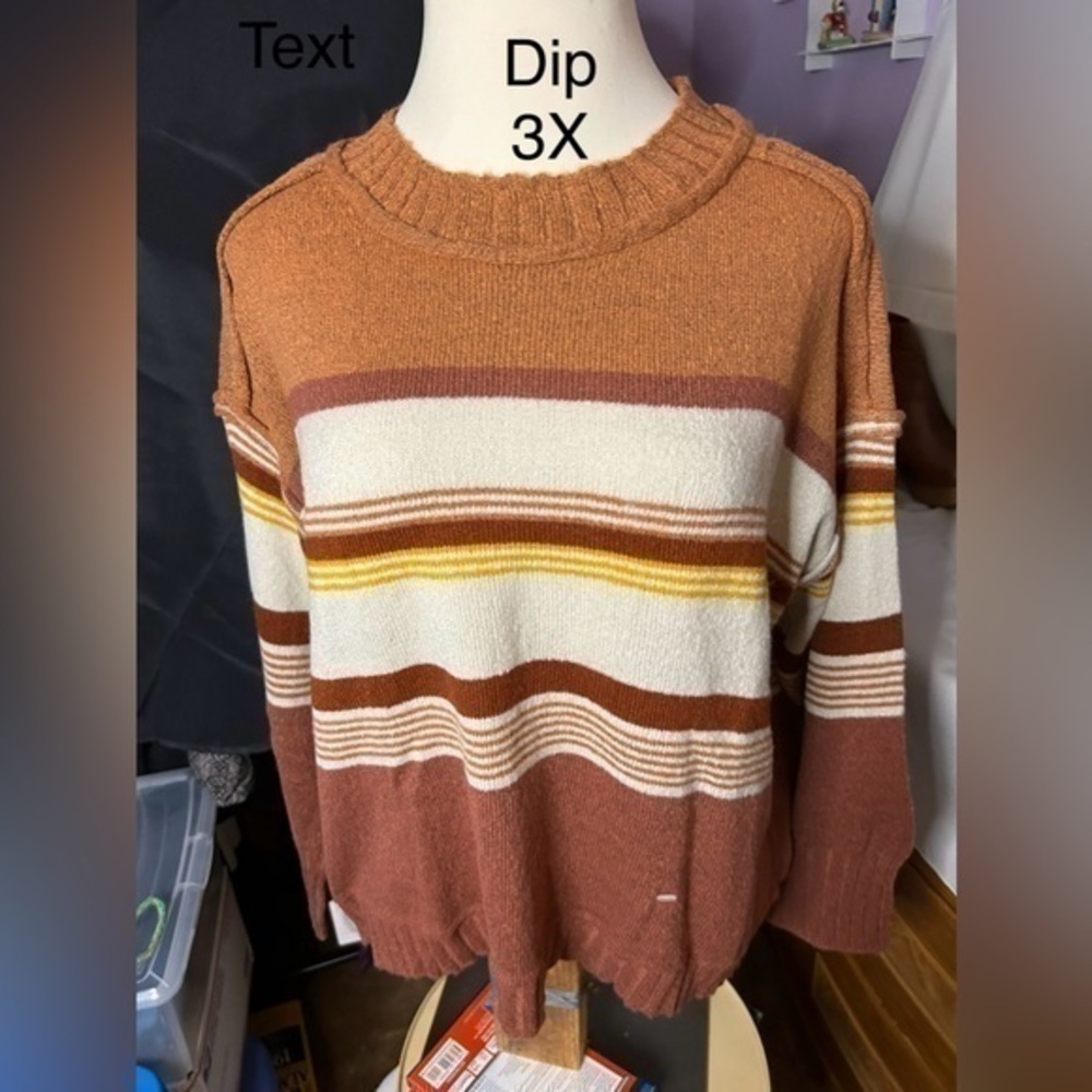 DIP  SWEATER - BROWN/ CREAM/ GOLD STRIPES. Size 3X, NEW